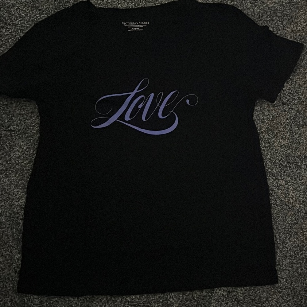 Black Victoria’s secret tee-shirt